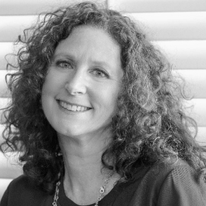 NomiStolzenberg Nomi Stolzenberg