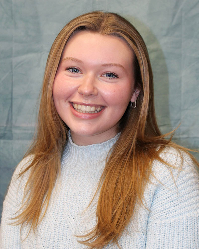 Kaitlin Gibson headshot